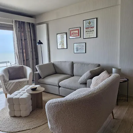 2 Slaapkamers Met Zeezicht Διαμέρισμα
